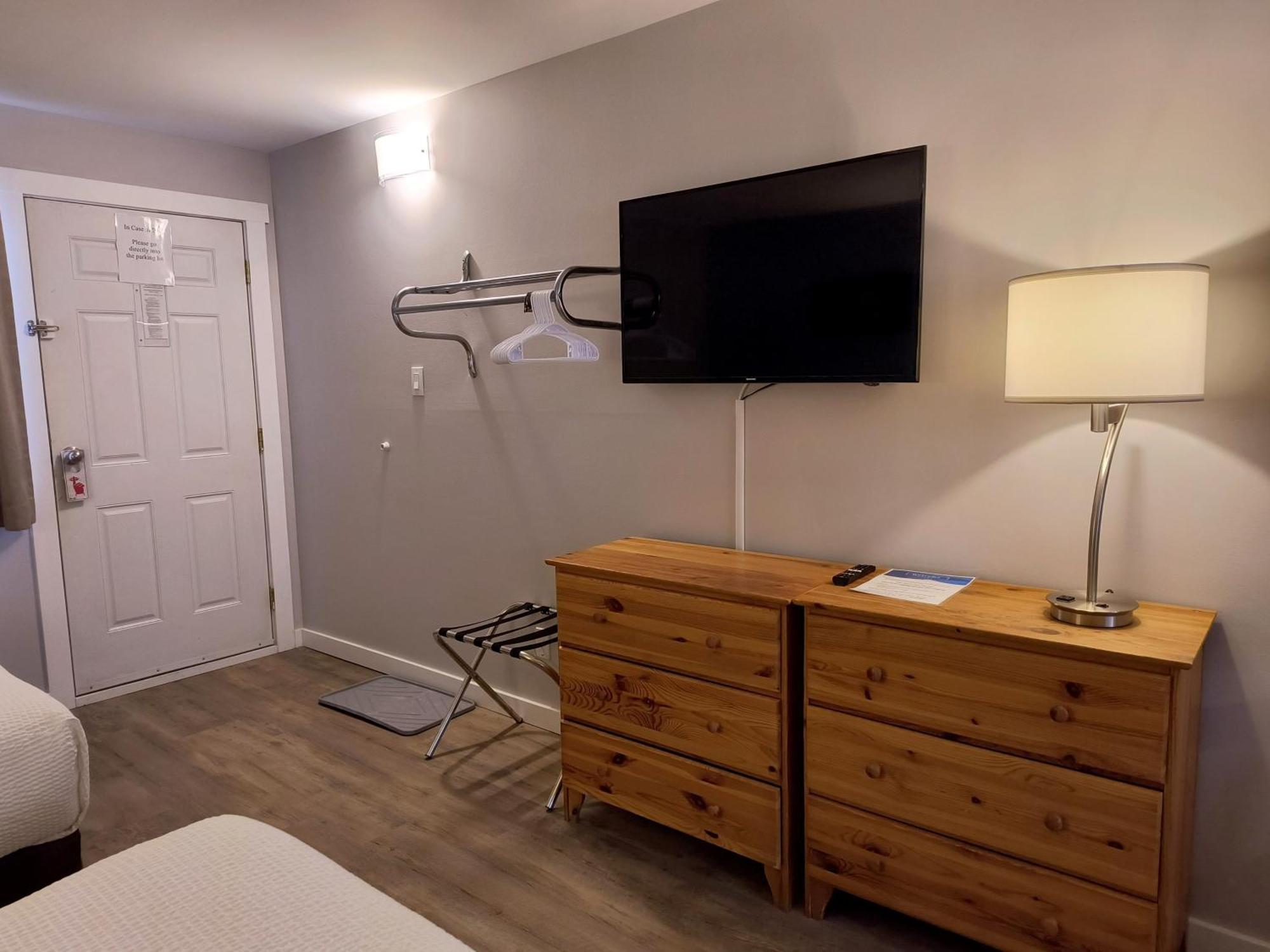 Fireweed Motel Smithers Dış mekan fotoğraf